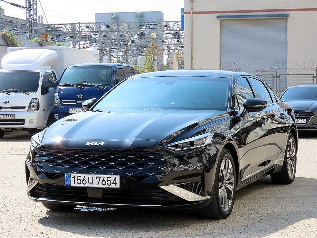 KIA K8 - Vista 2
