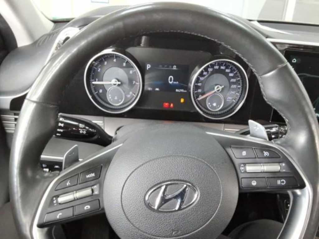 HYUNDAI Grandeur - Vista 4
