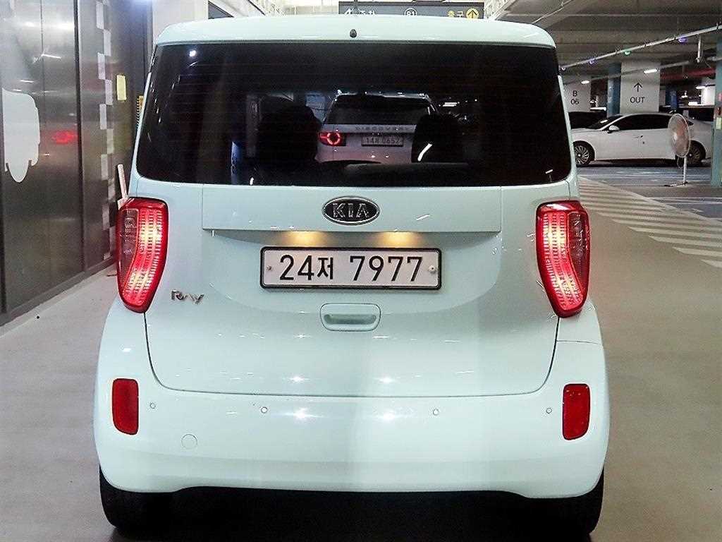 KIA Ray - Vista 5