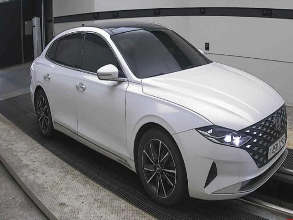 HYUNDAI Grandeur - Vista 3