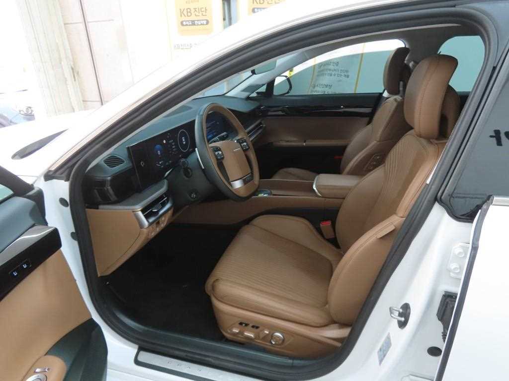 HYUNDAI Grandeur - Vista 5