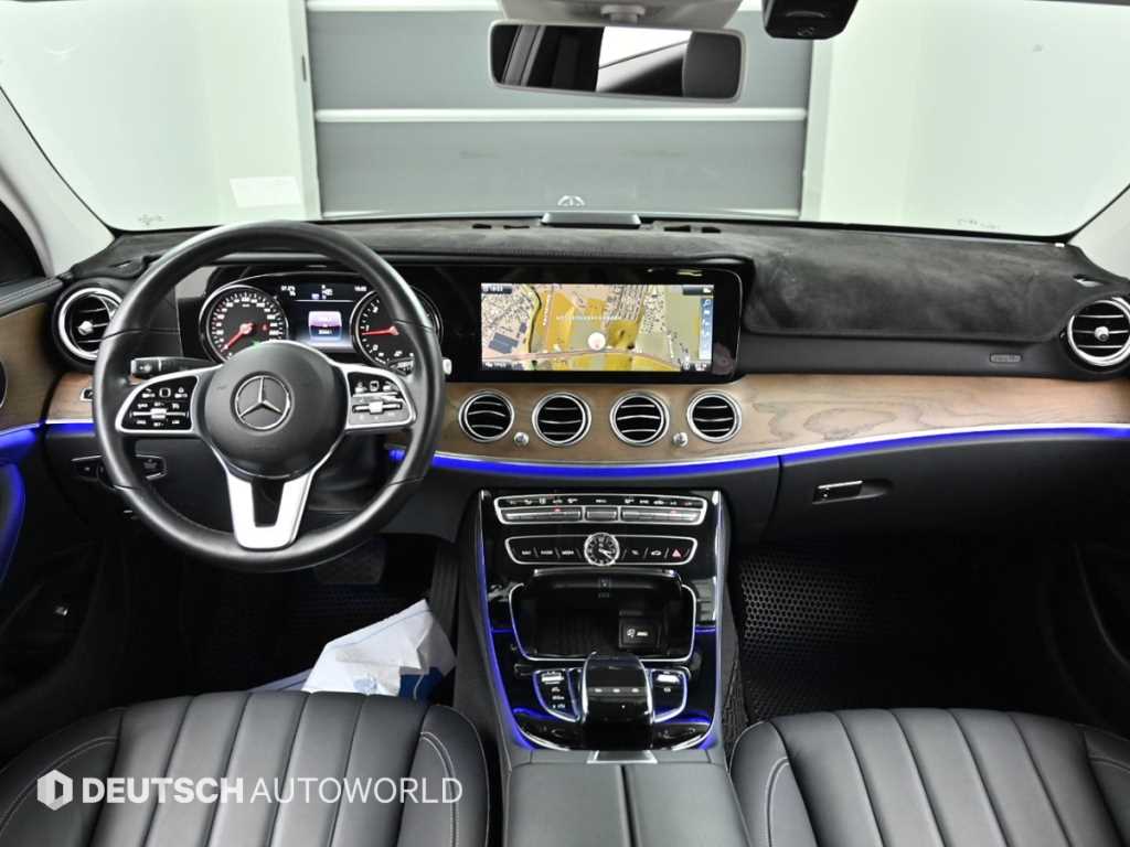 Mercedes Benz E class - Vista 7