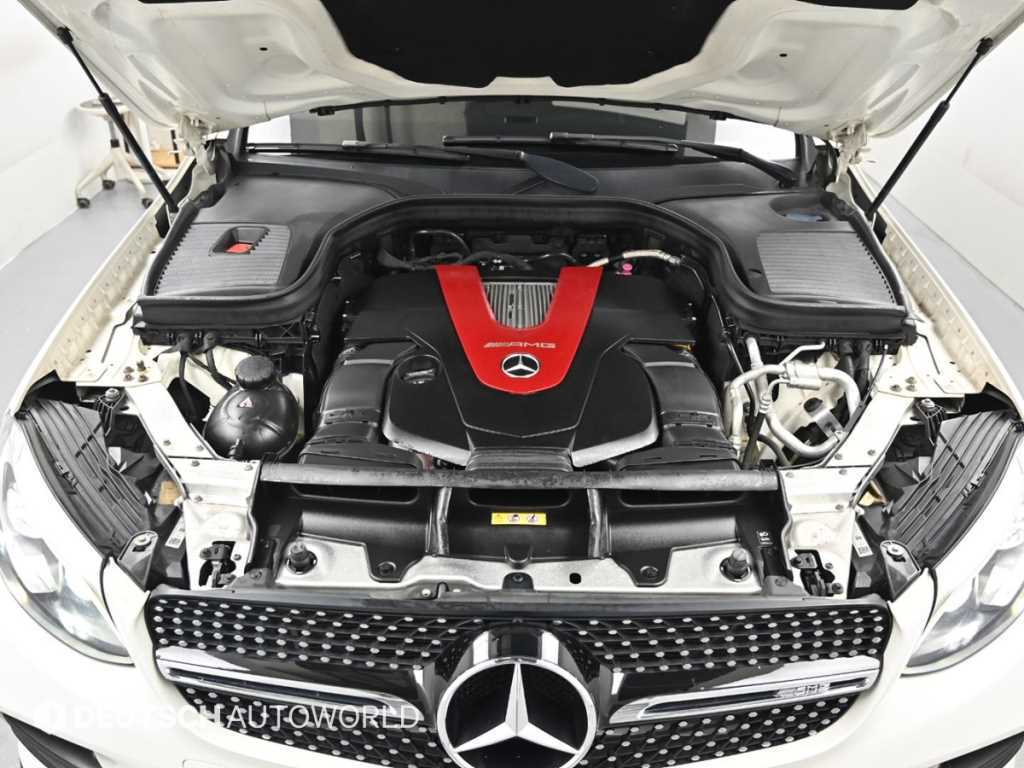 Mercedes Benz GLC Class - Vista 7