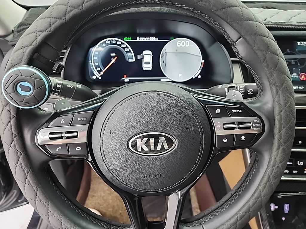 KIA K7 - Vista 9