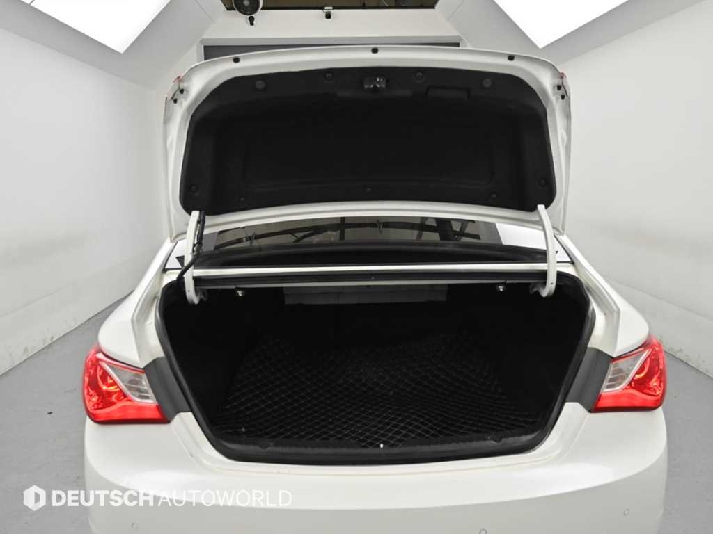HYUNDAI Sonata 2012 Blanco - Importación desde Corea - HF Imports Iquique - Foto 19