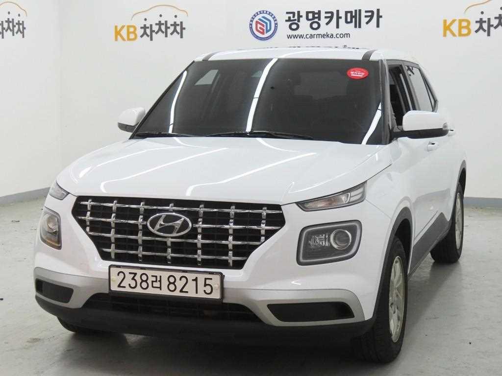 HYUNDAI Venue - Vista 2