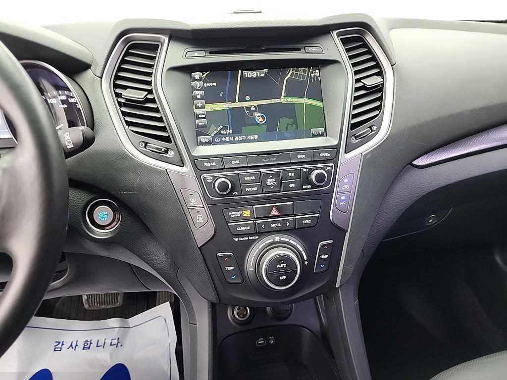 HYUNDAI Santa Fe - Vista 10