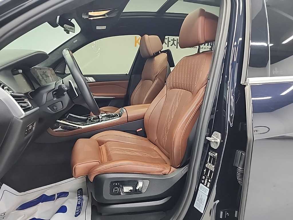 BMW X7 - Vista 11
