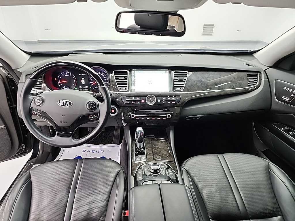 KIA K9 - Vista 7