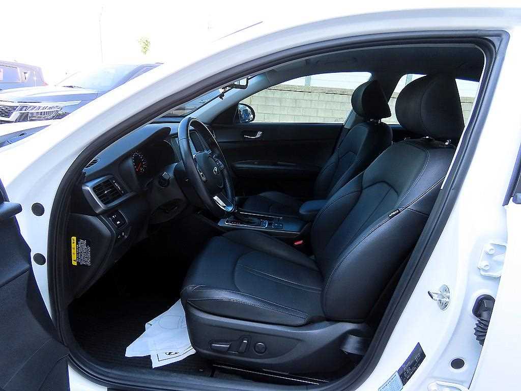 KIA K5 - Vista 5