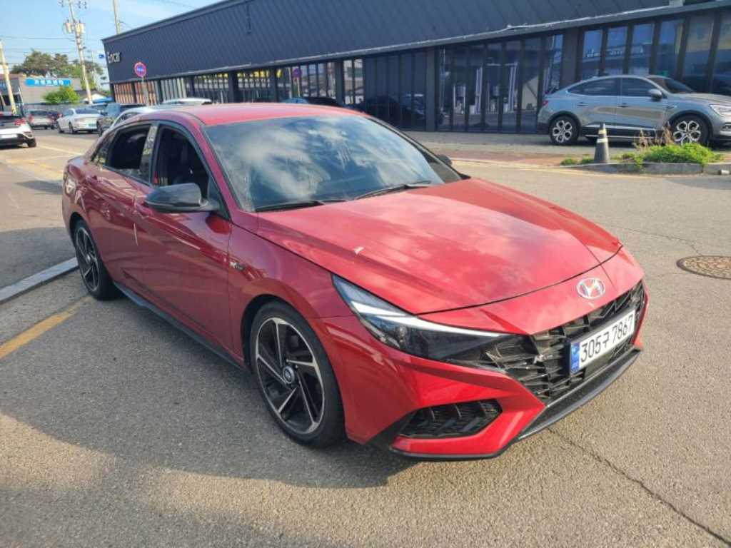 HYUNDAI Avante - Vista 3