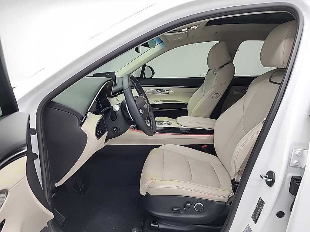 Genesis GV70 - Vista 11