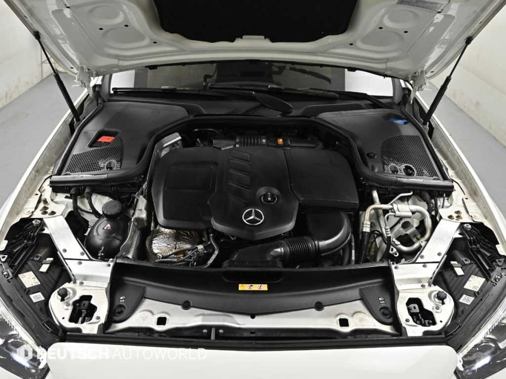 Mercedes Benz E class - Vista 6