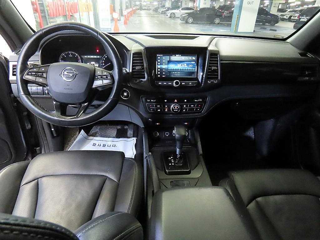 Ssangyong Rexton - Vista 9