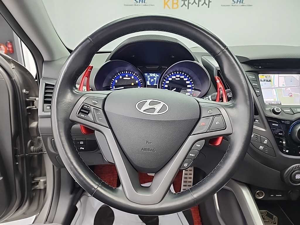 HYUNDAI Veloster - Vista 9