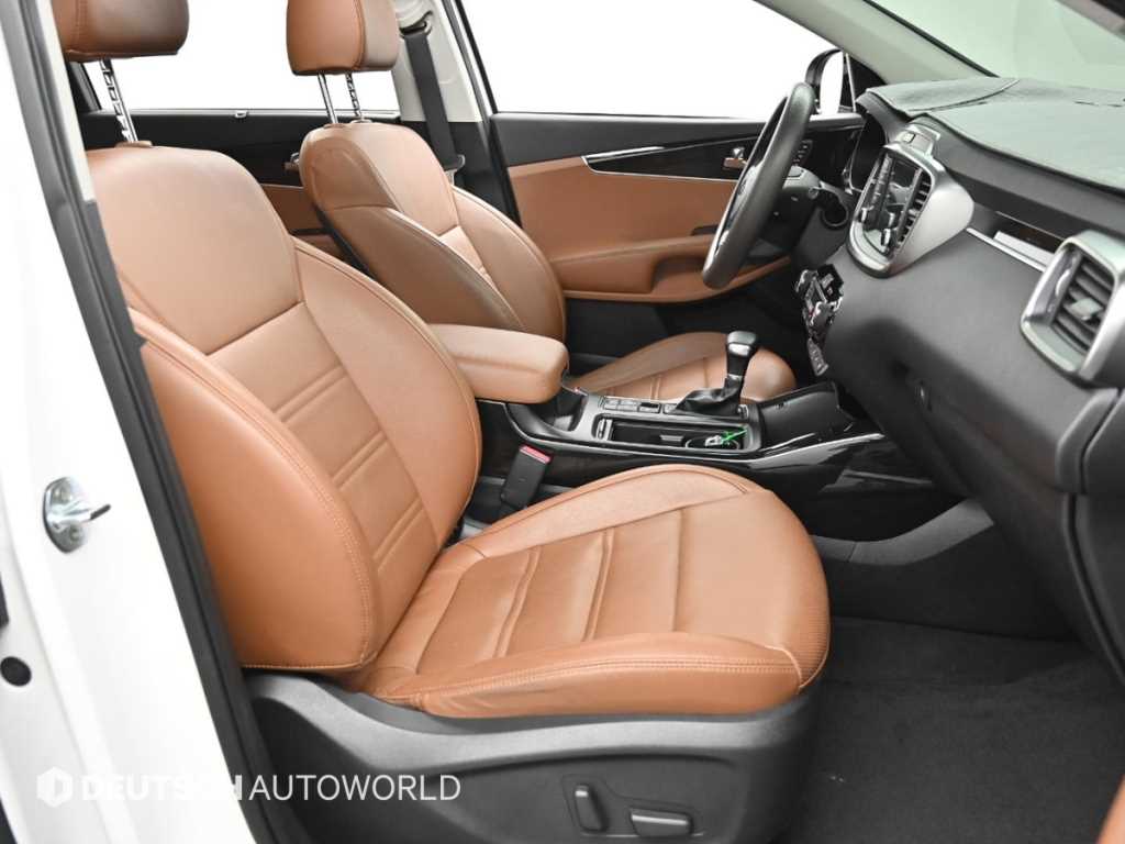 KIA Sorento - Vista 10