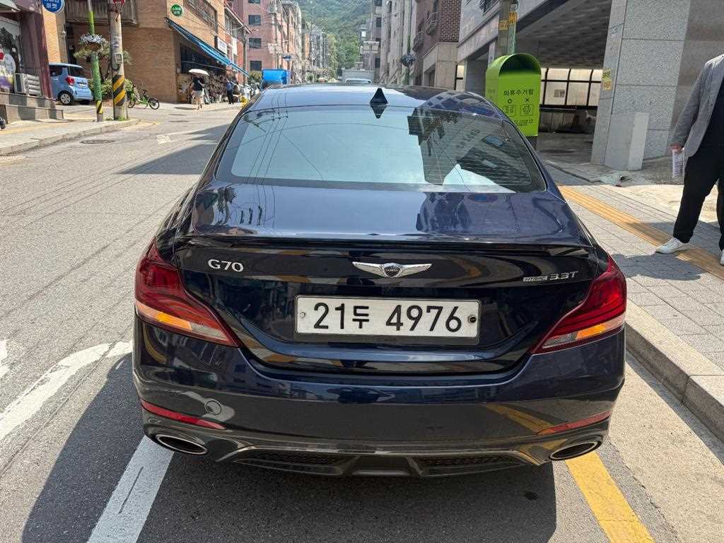 Genesis G70 - Vista 2