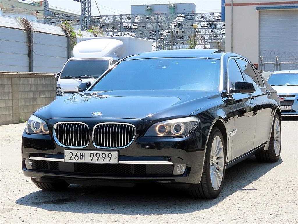 BMW 7 Series - Vista 3