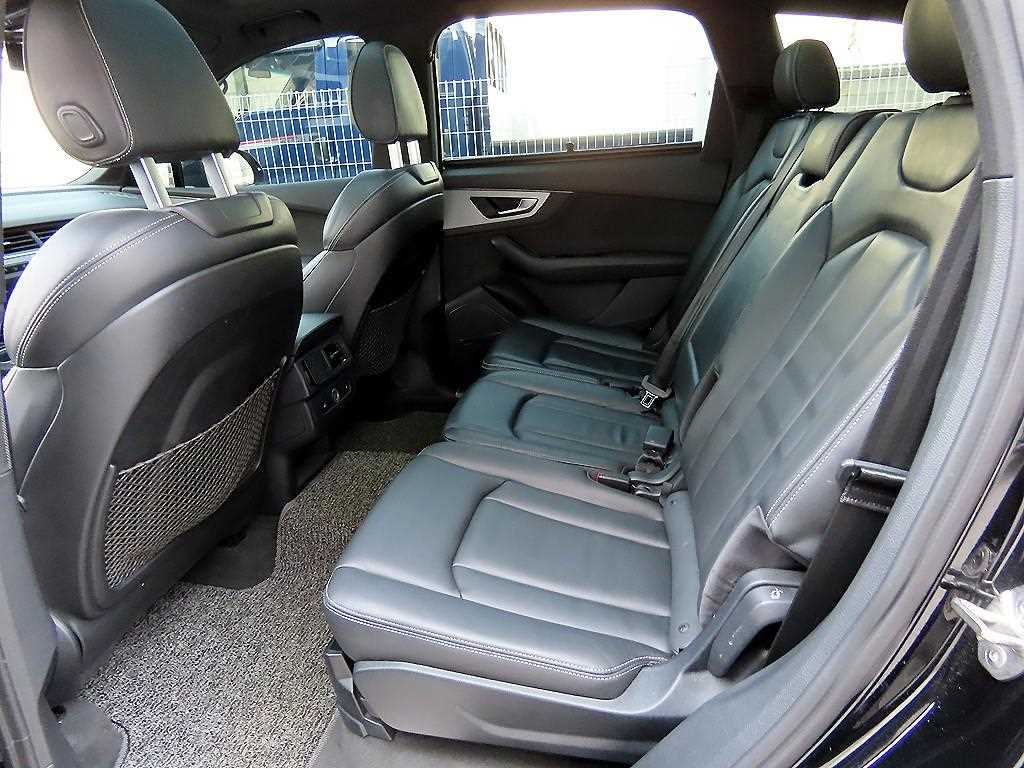 Audi Q7 - Vista 6