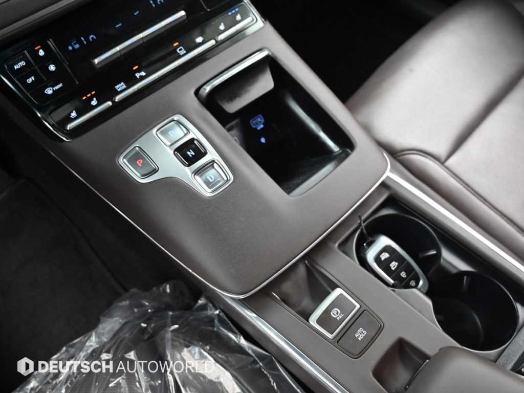 HYUNDAI Grandeur - Vista 9
