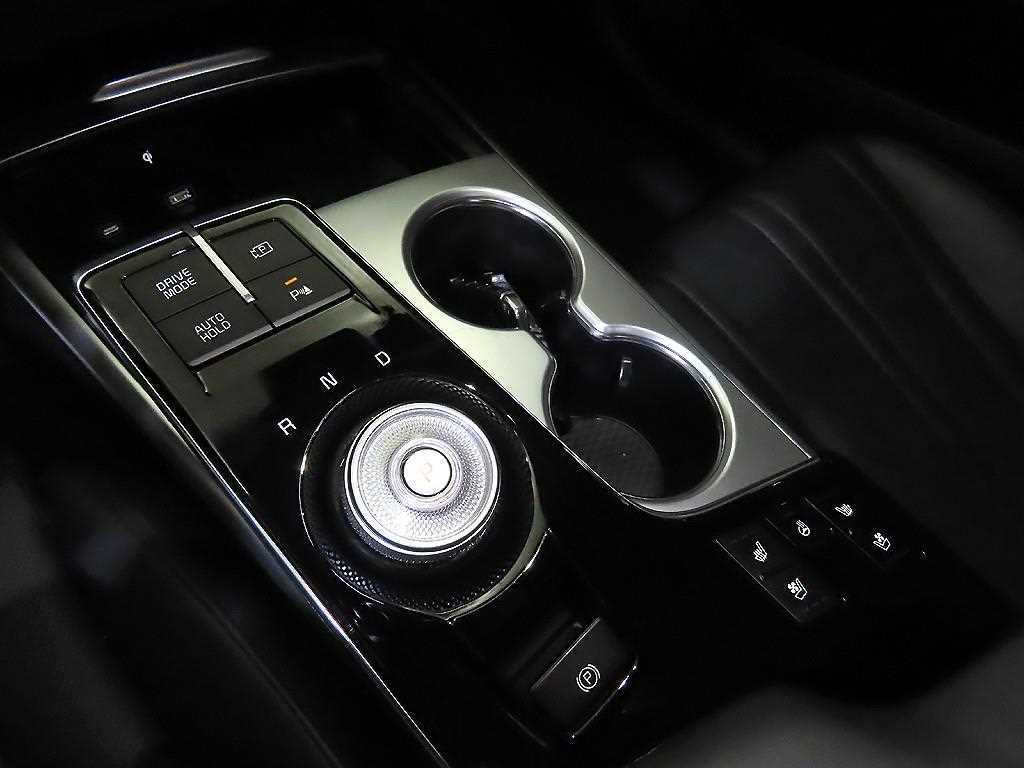 KIA K8 - Vista 12