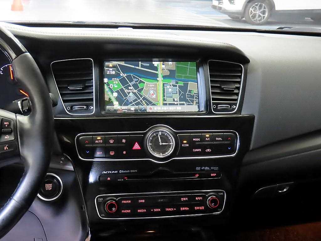 KIA K7 - Vista 11