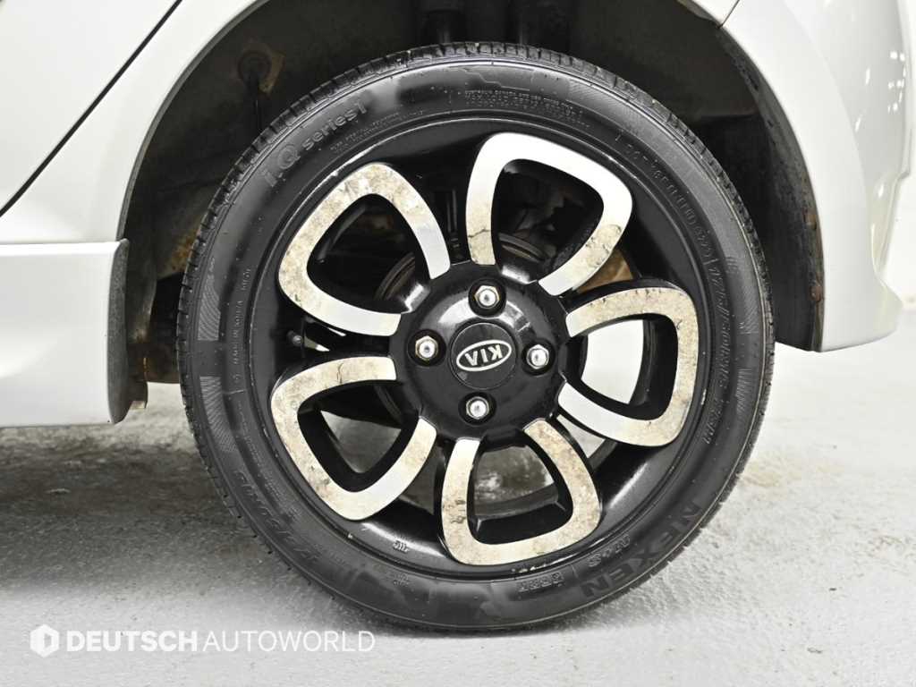 KIA Morning - Vista 5