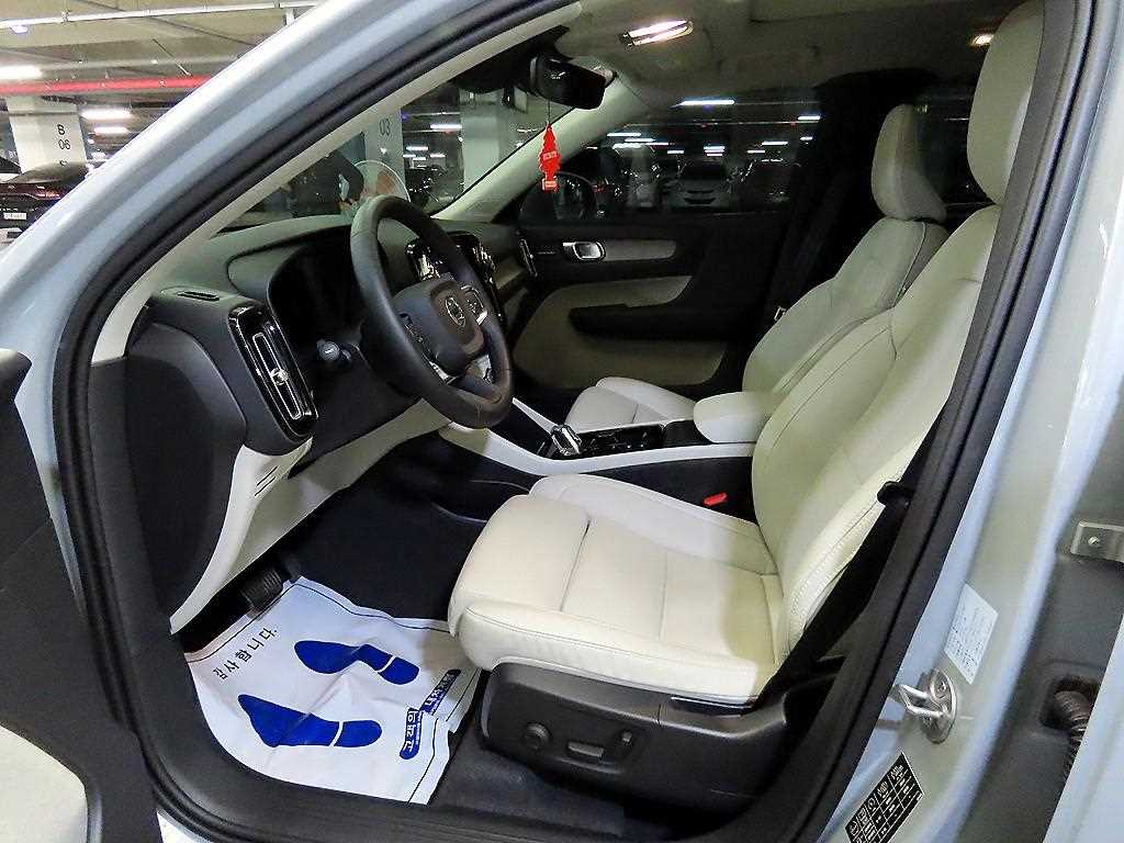 Volvo XC40 - Vista 6
