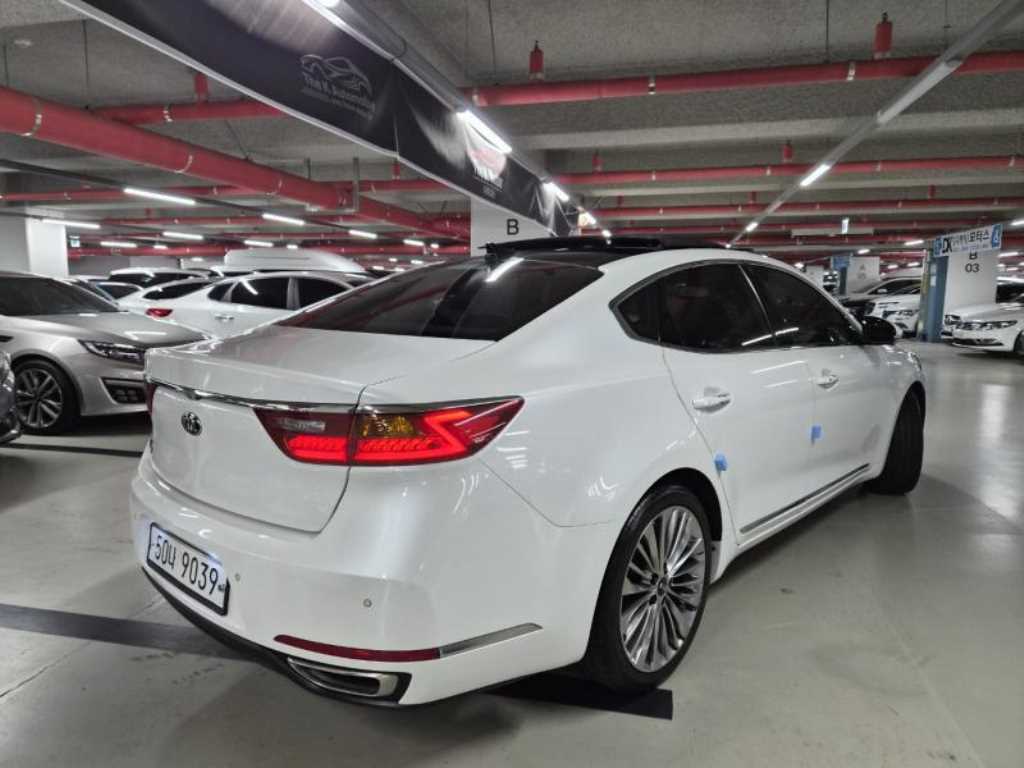 KIA K7 - Vista 3