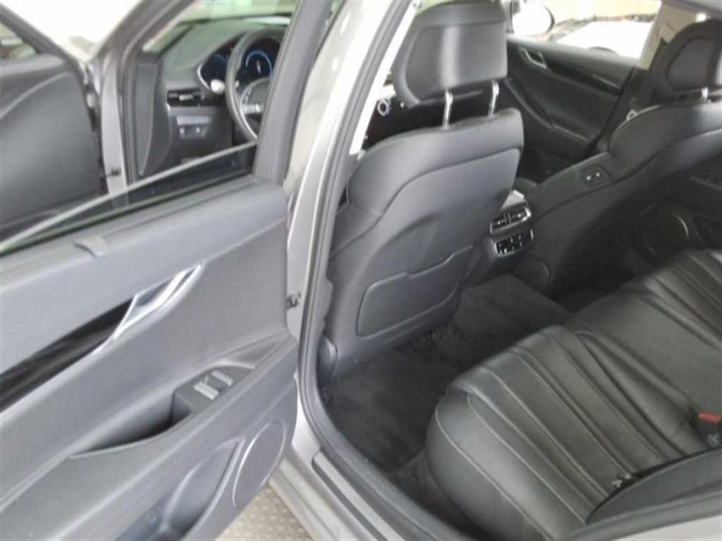 Genesis G80 - Vista 11