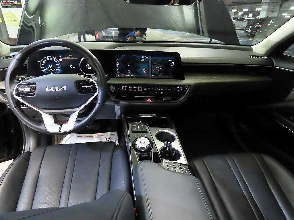KIA K8 - Vista 10