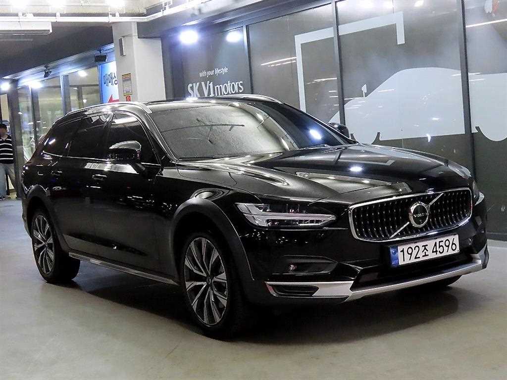 Volvo V90 2024 Negro - Importación desde Corea - HF Imports Iquique - Foto 1