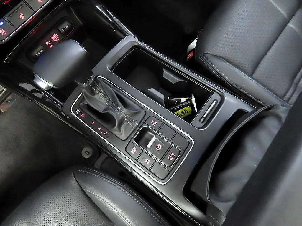 KIA Sorento - Vista 10