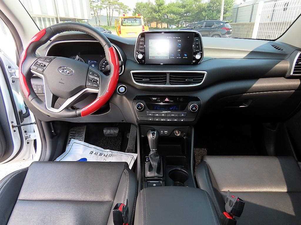 HYUNDAI Tucson - Vista 7