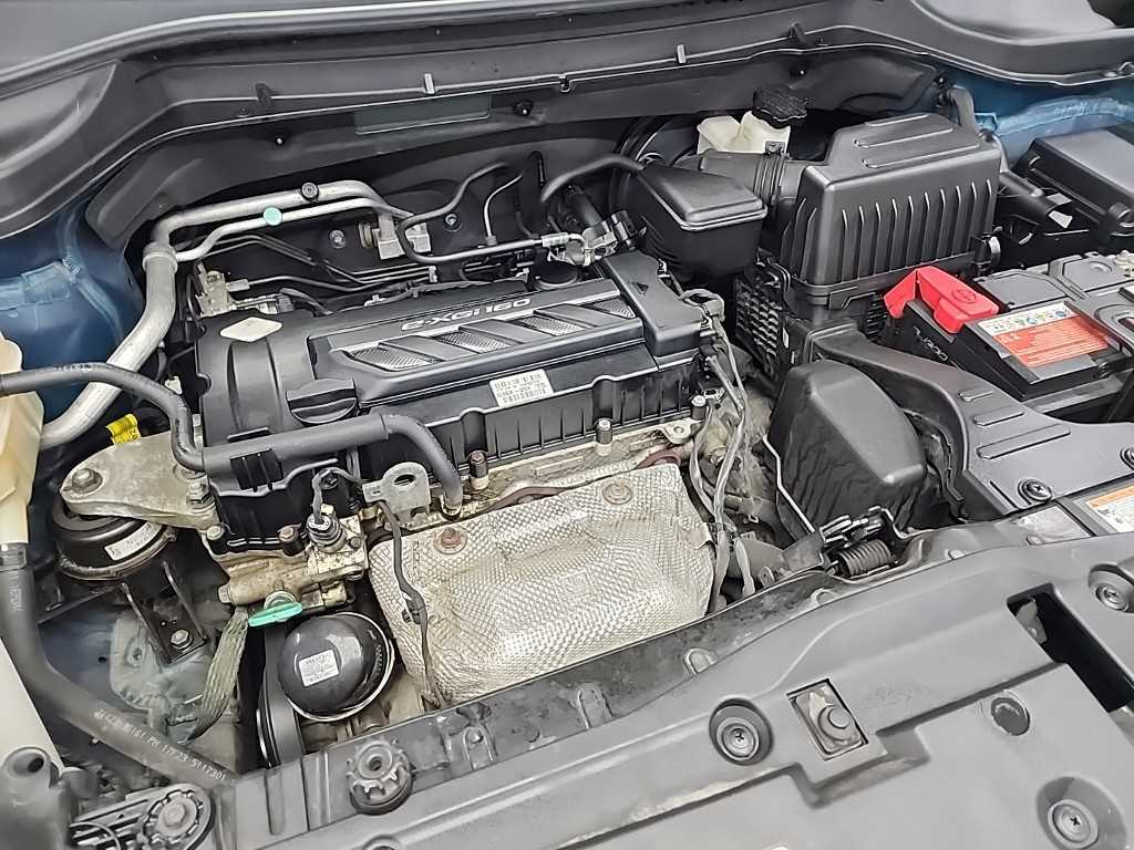 Ssangyong Tivoli - Vista 5