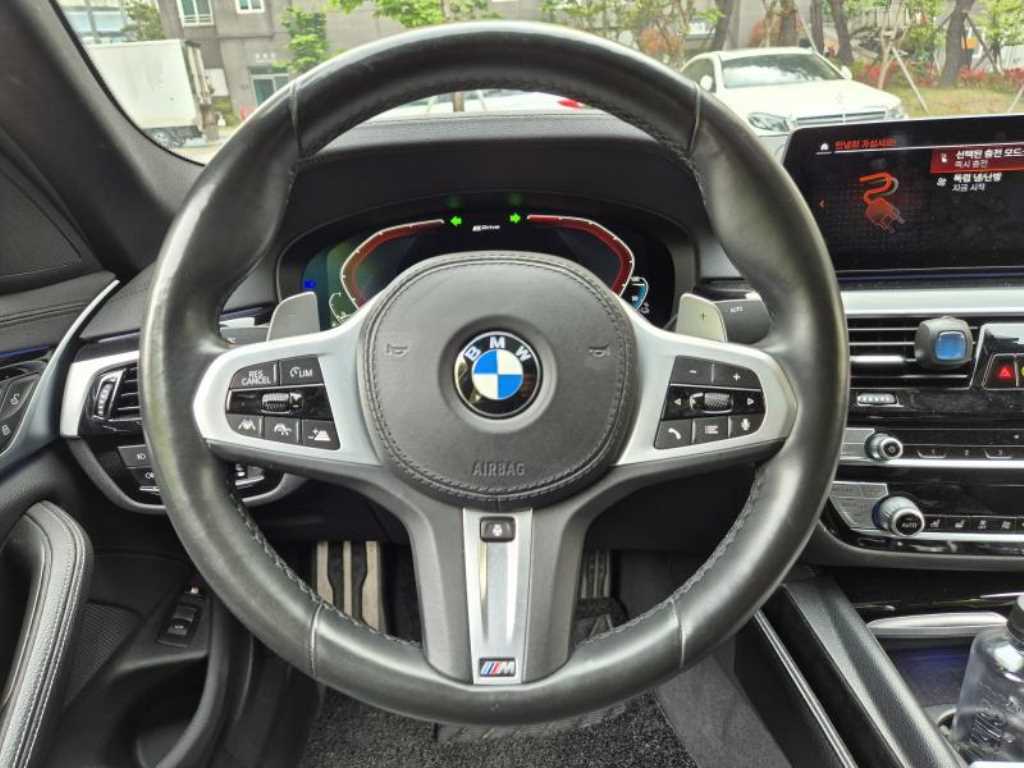 BMW 5 Series - Vista 10