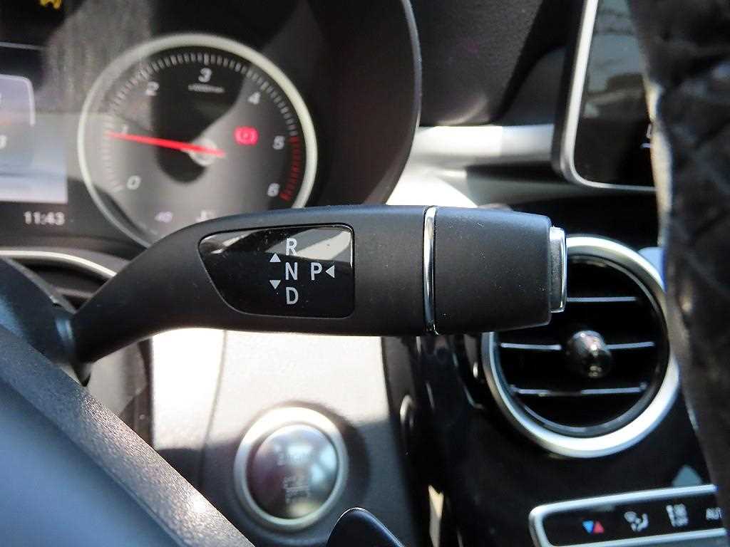 Mercedes Benz C Class - Vista 10