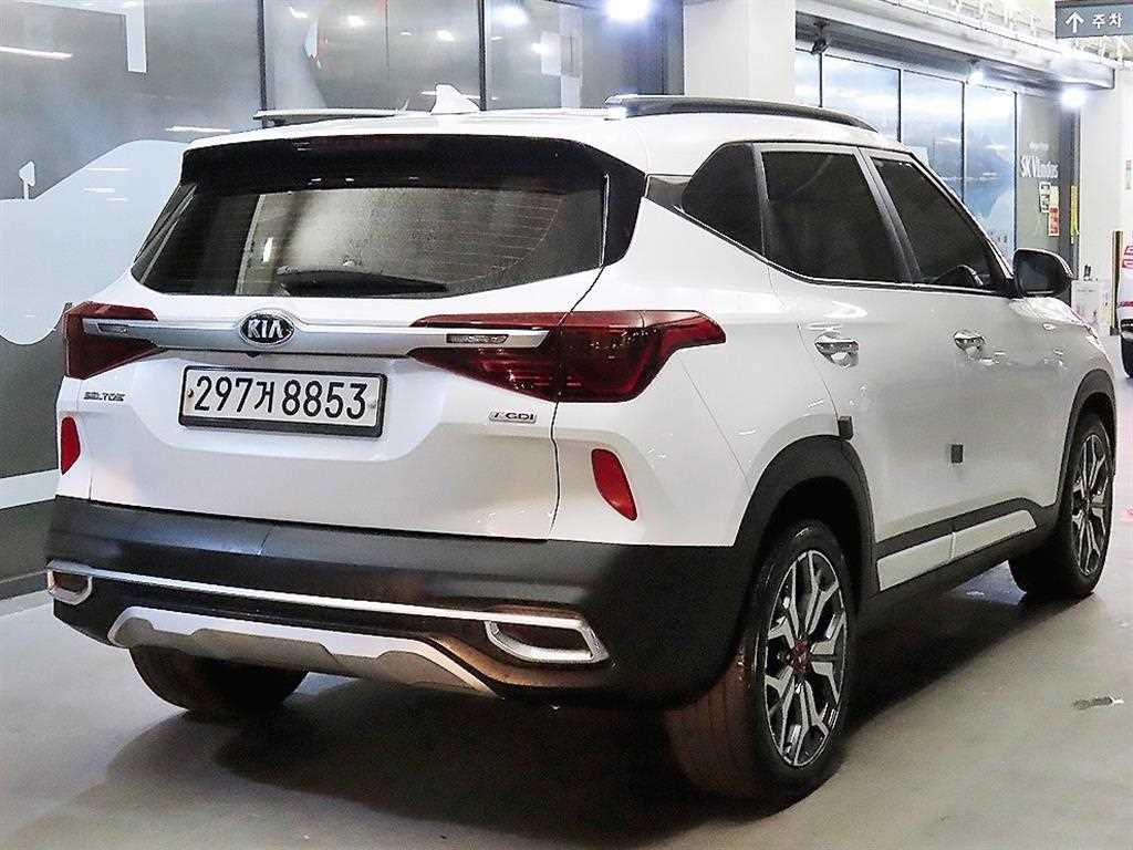 KIA Seltos - Vista 4