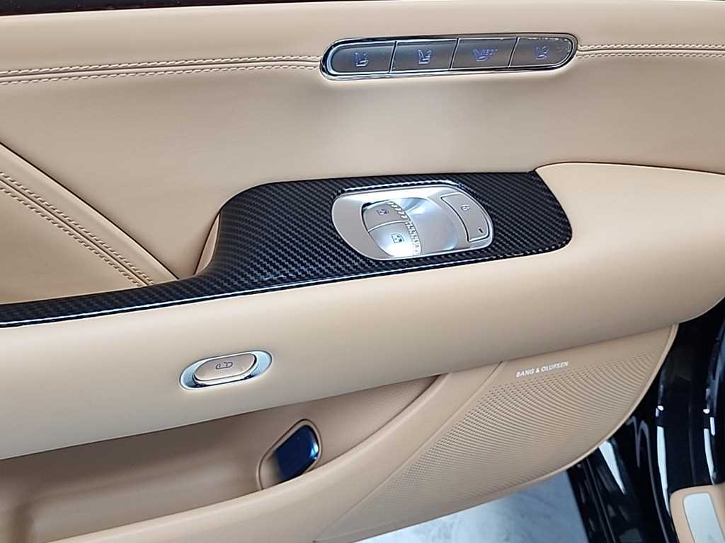Genesis G90 2023 Negro - Importación desde Corea - HF Imports Iquique - Foto 16