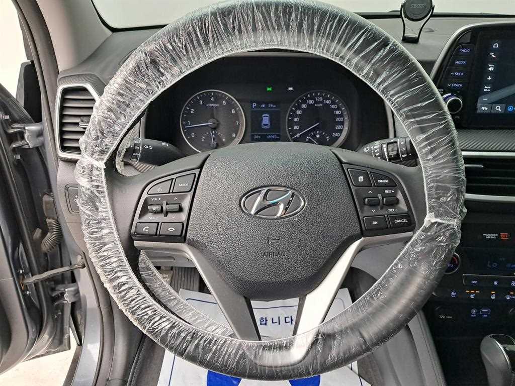 HYUNDAI Tucson - Vista 7
