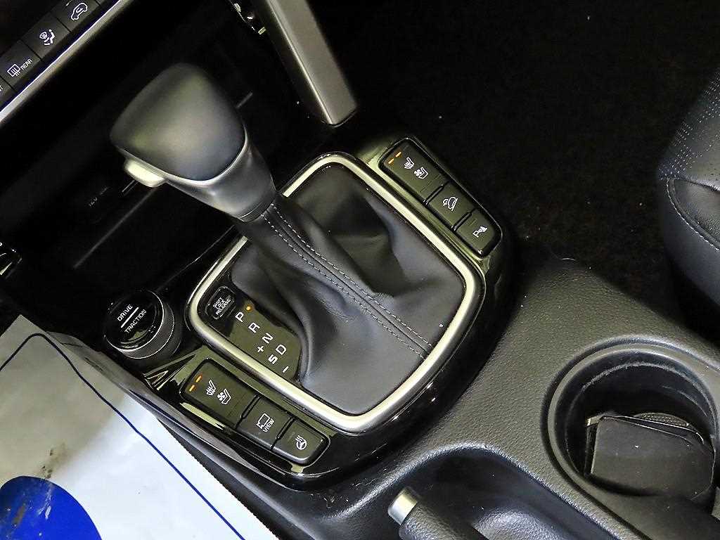 KIA Seltos - Vista 12