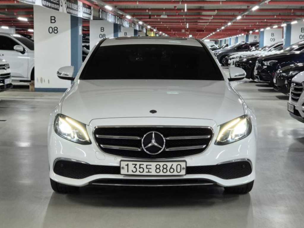 Mercedes Benz E class 2020 - Importación desde Corea - HF Imports Iquique - Foto 1