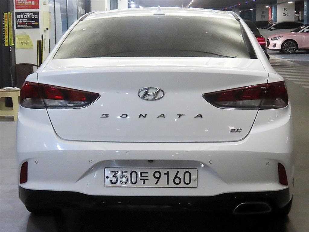 HYUNDAI Sonata - Vista 5