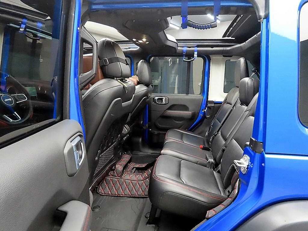 Jeep Wrangler - Vista 6