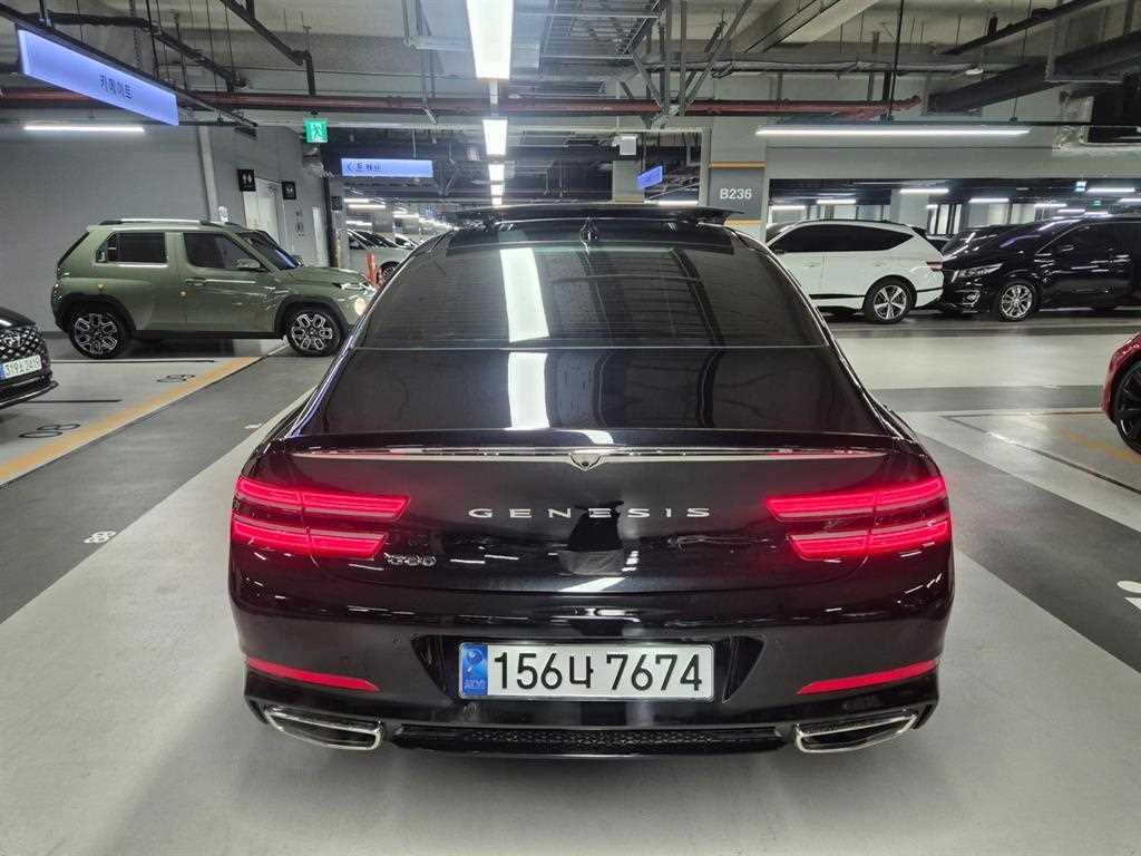 Genesis G80 - Vista 5