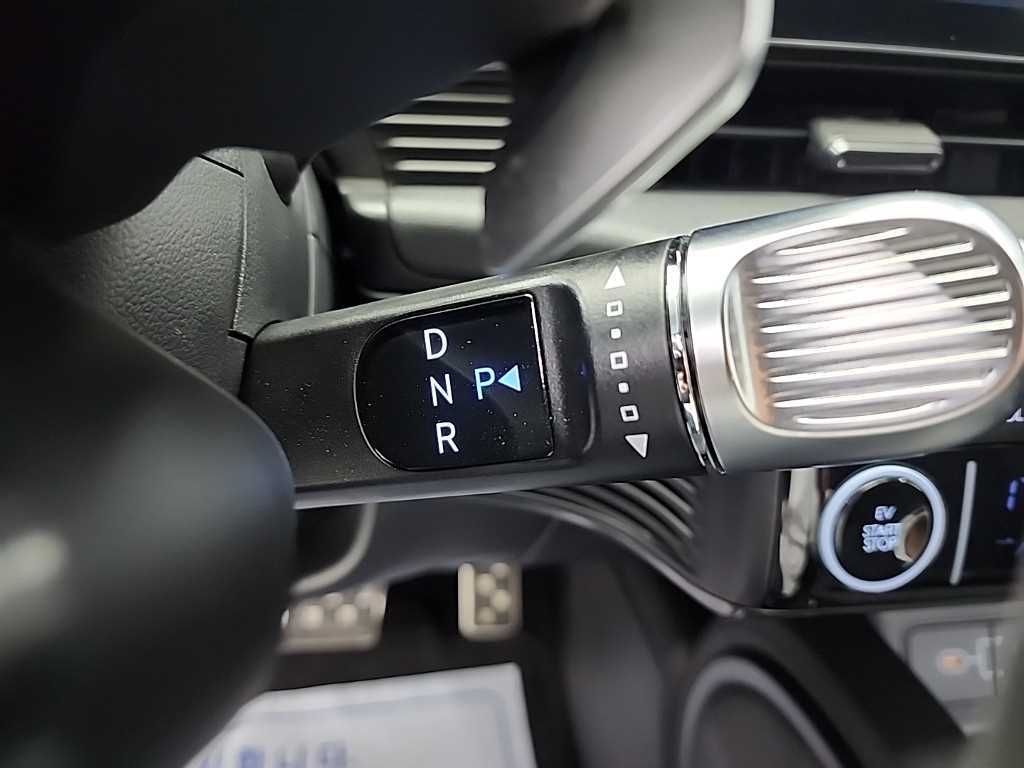 HYUNDAI Ioniq 5 - Vista 8