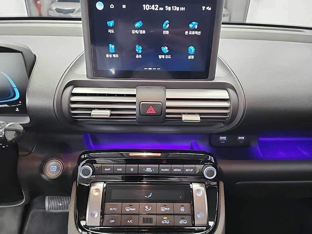 HYUNDAI Casper - Vista 10