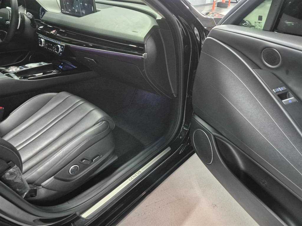 Genesis G80 - Vista 11