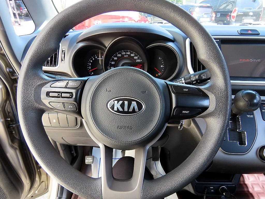 KIA Ray - Vista 9