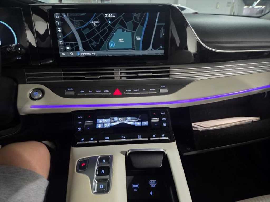 HYUNDAI Grandeur - Vista 7